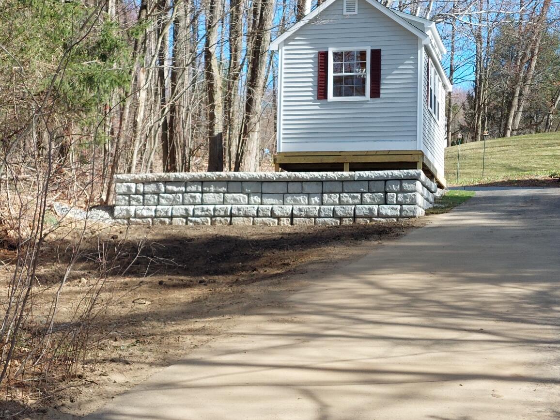 A Shed With Patio