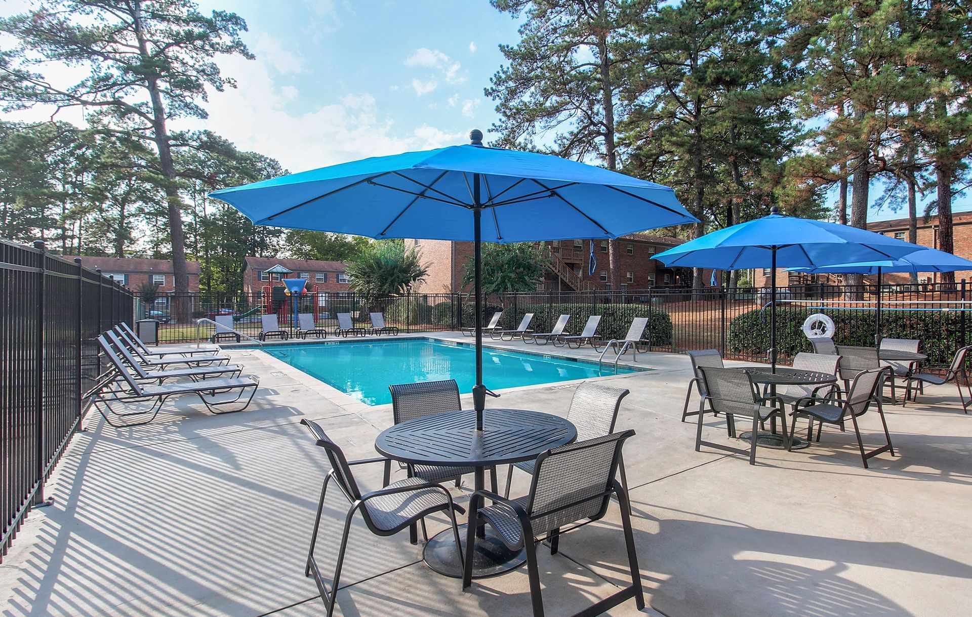 Luxury Apartment Pool Deck