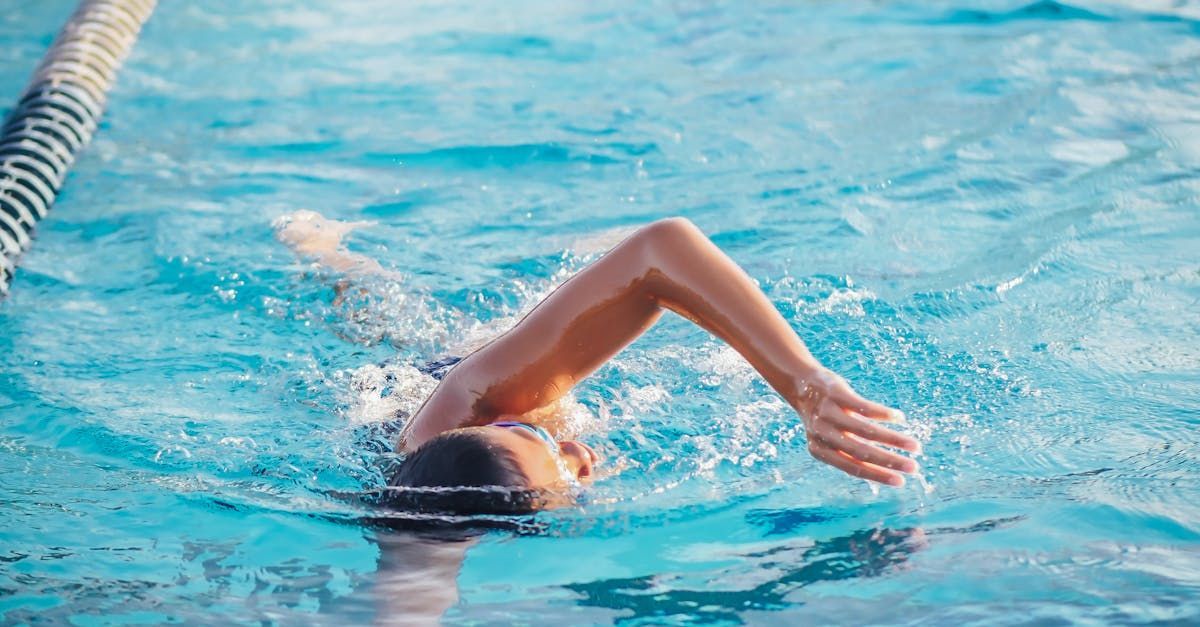 Kids swim lessons year-round in Norfolk, VA