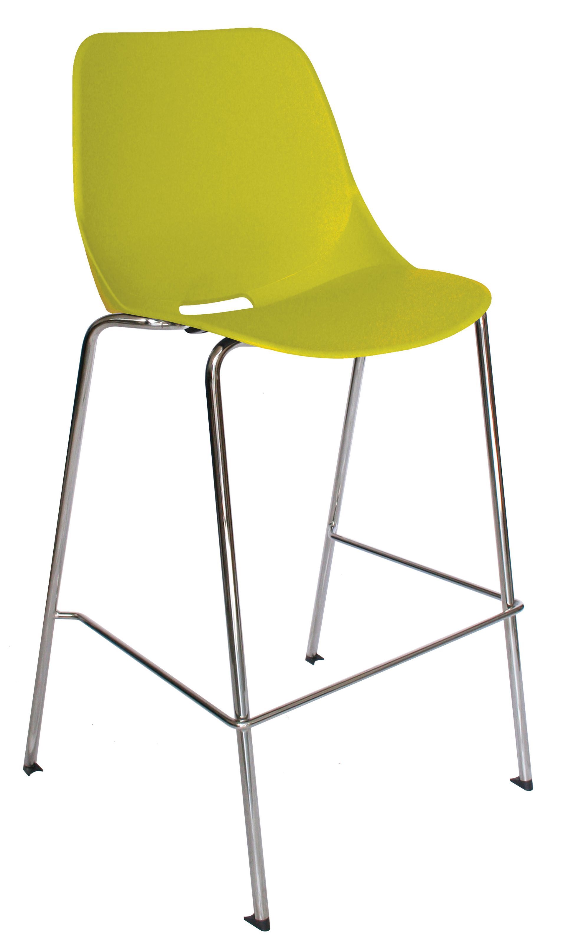 Un taburete de bar amarillo con patas cromadas sobre un fondo blanco.
