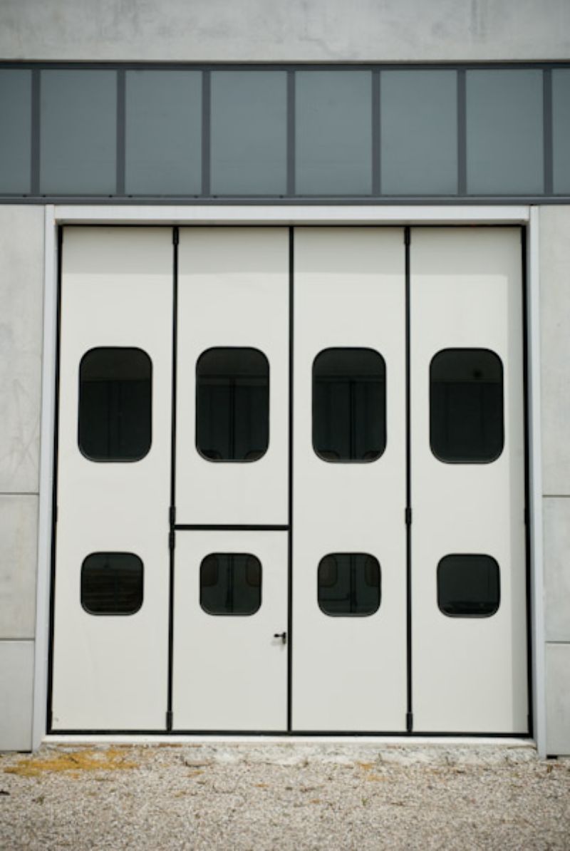 Portone a libro