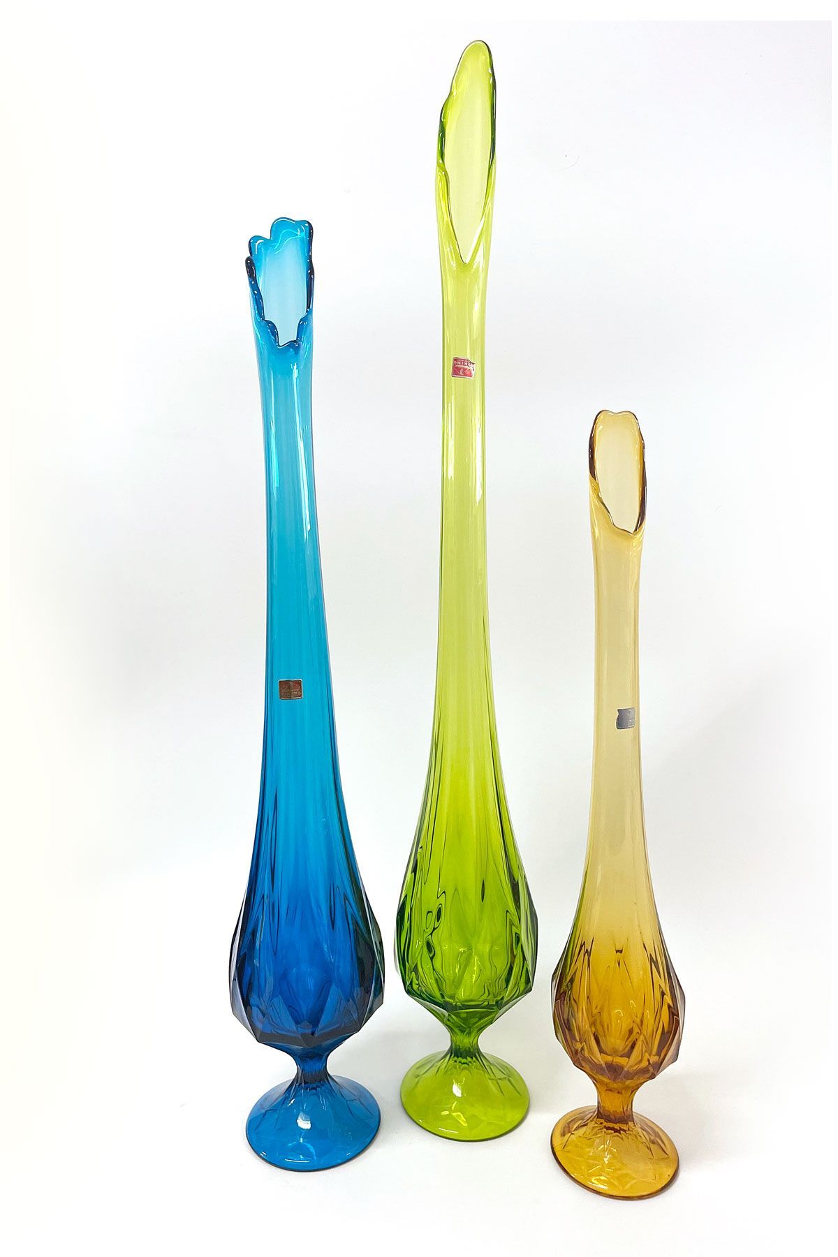 swung vases