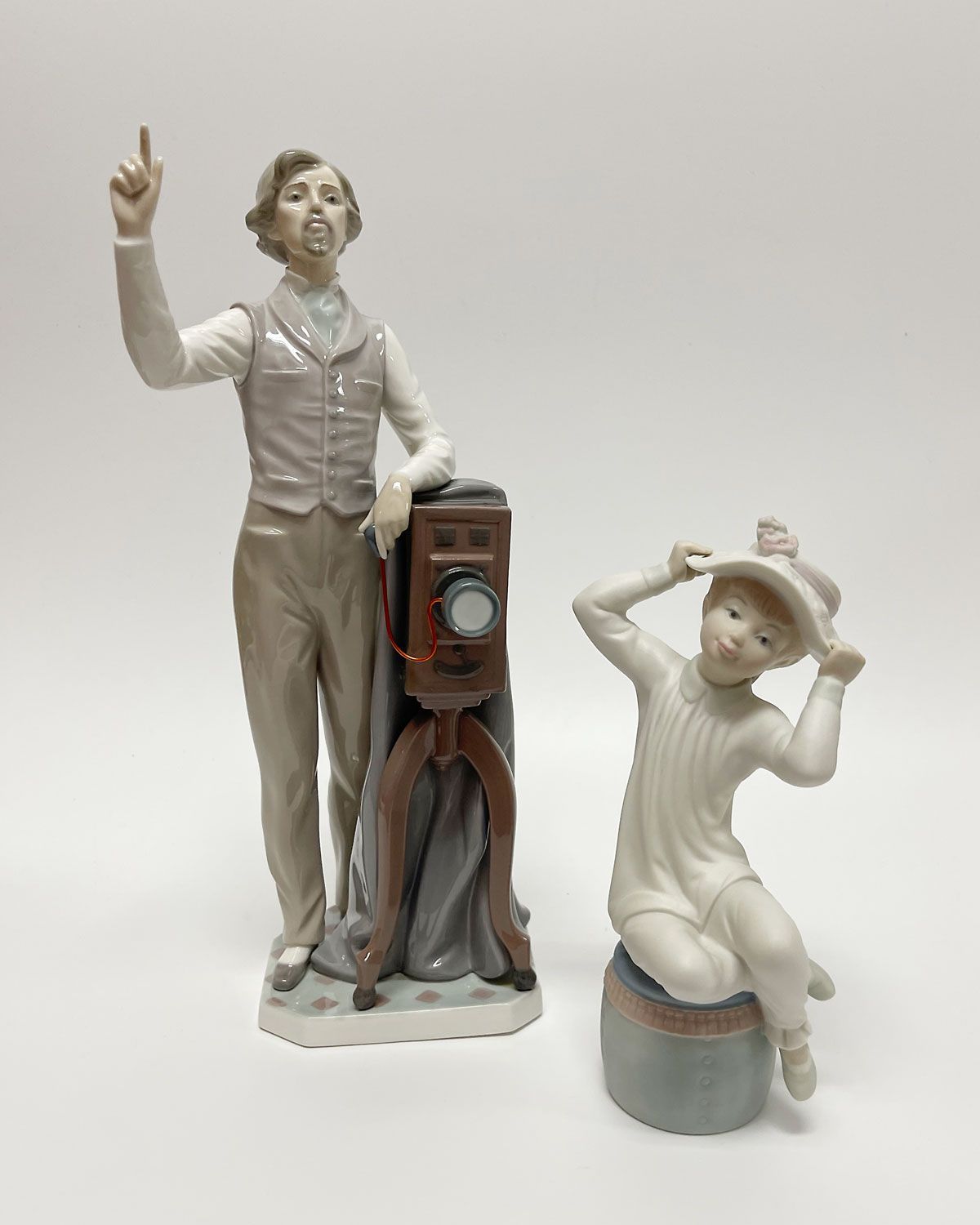 Vintage photgrapher figurine