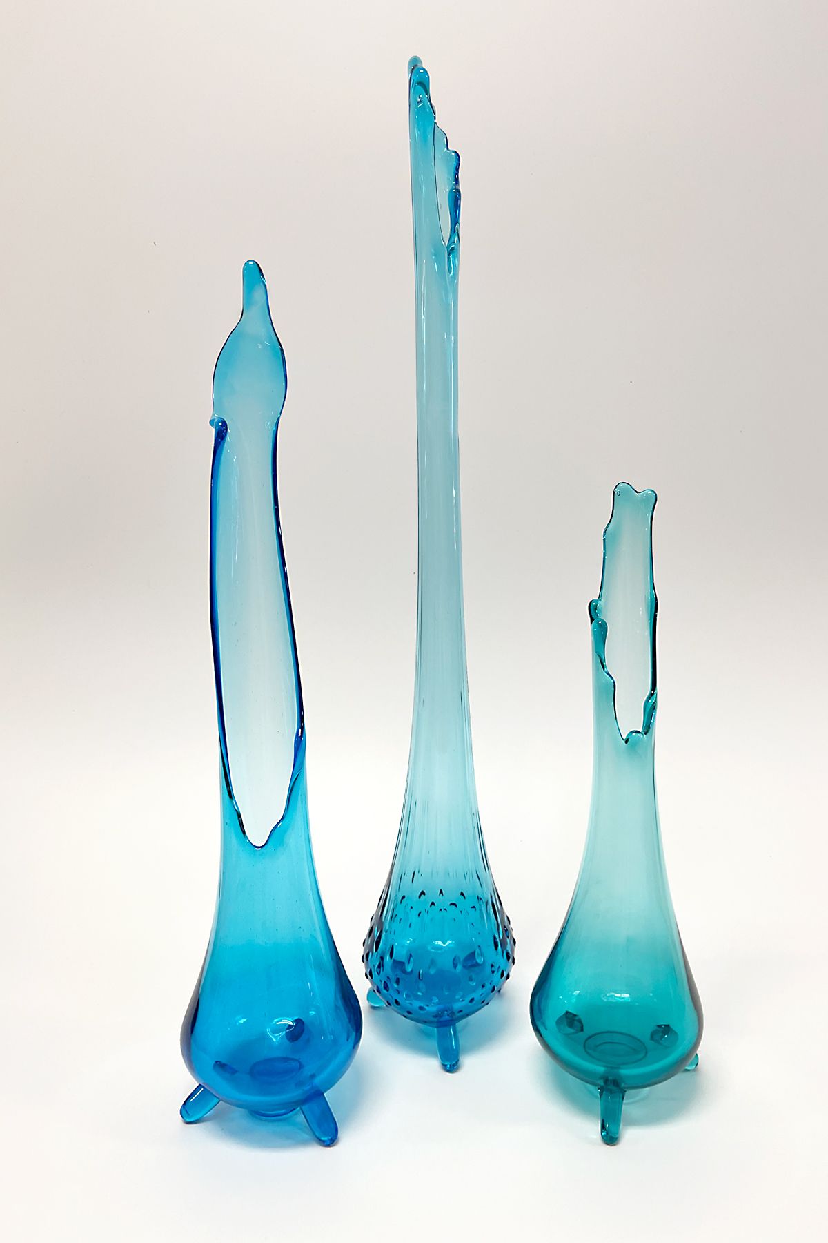 Swung bluenique 3 toe vases