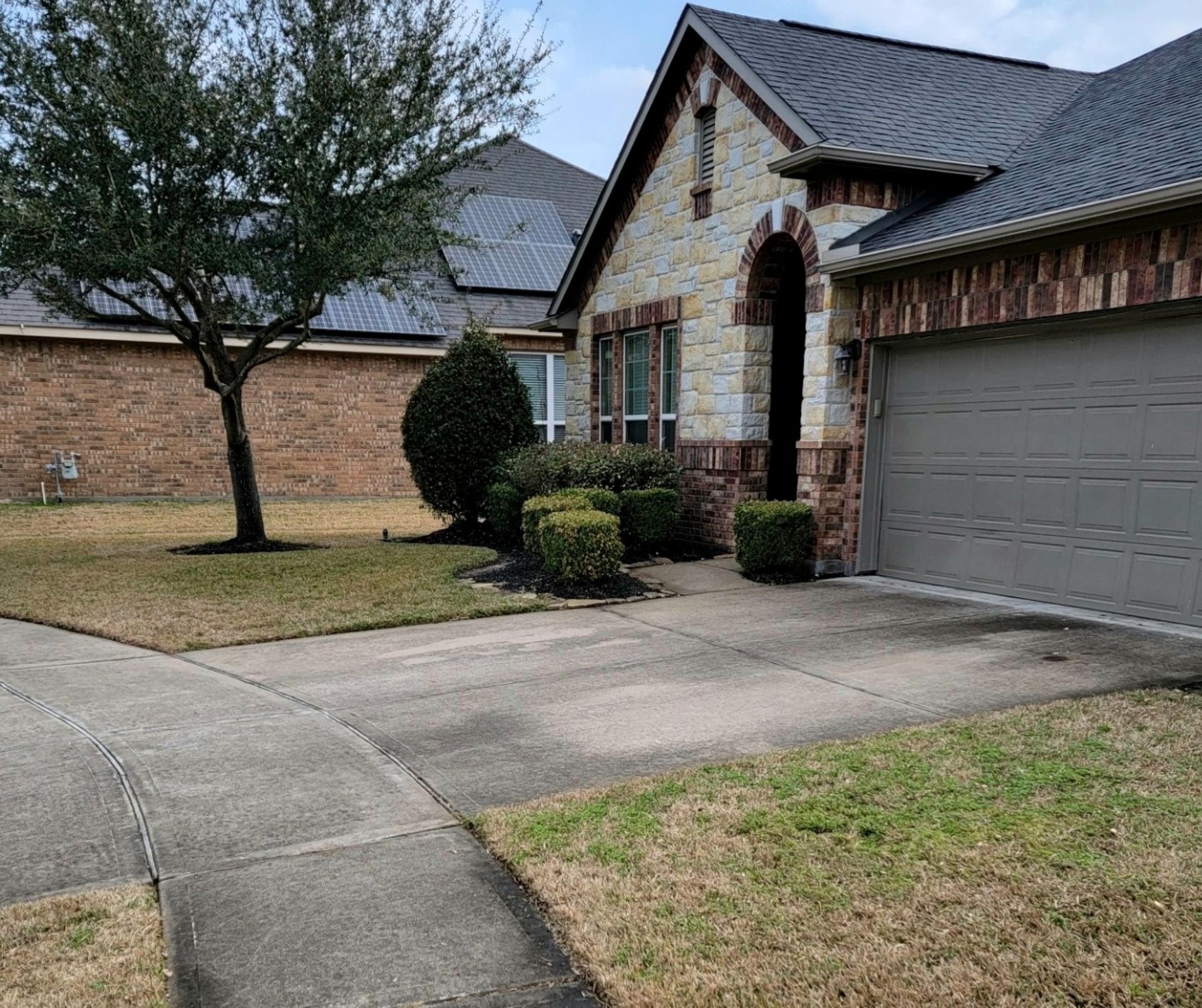 Driveway Cleaning - Houston | Before and After