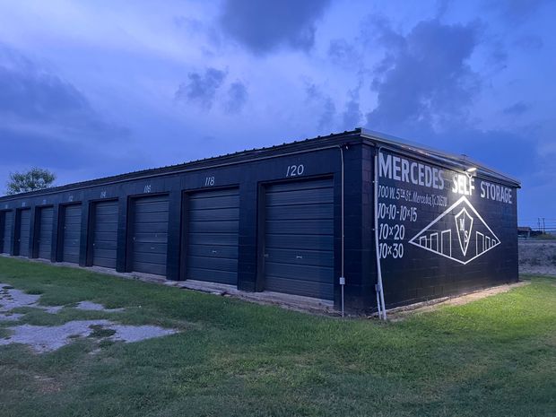 MercedesSelfStorage Photo Night