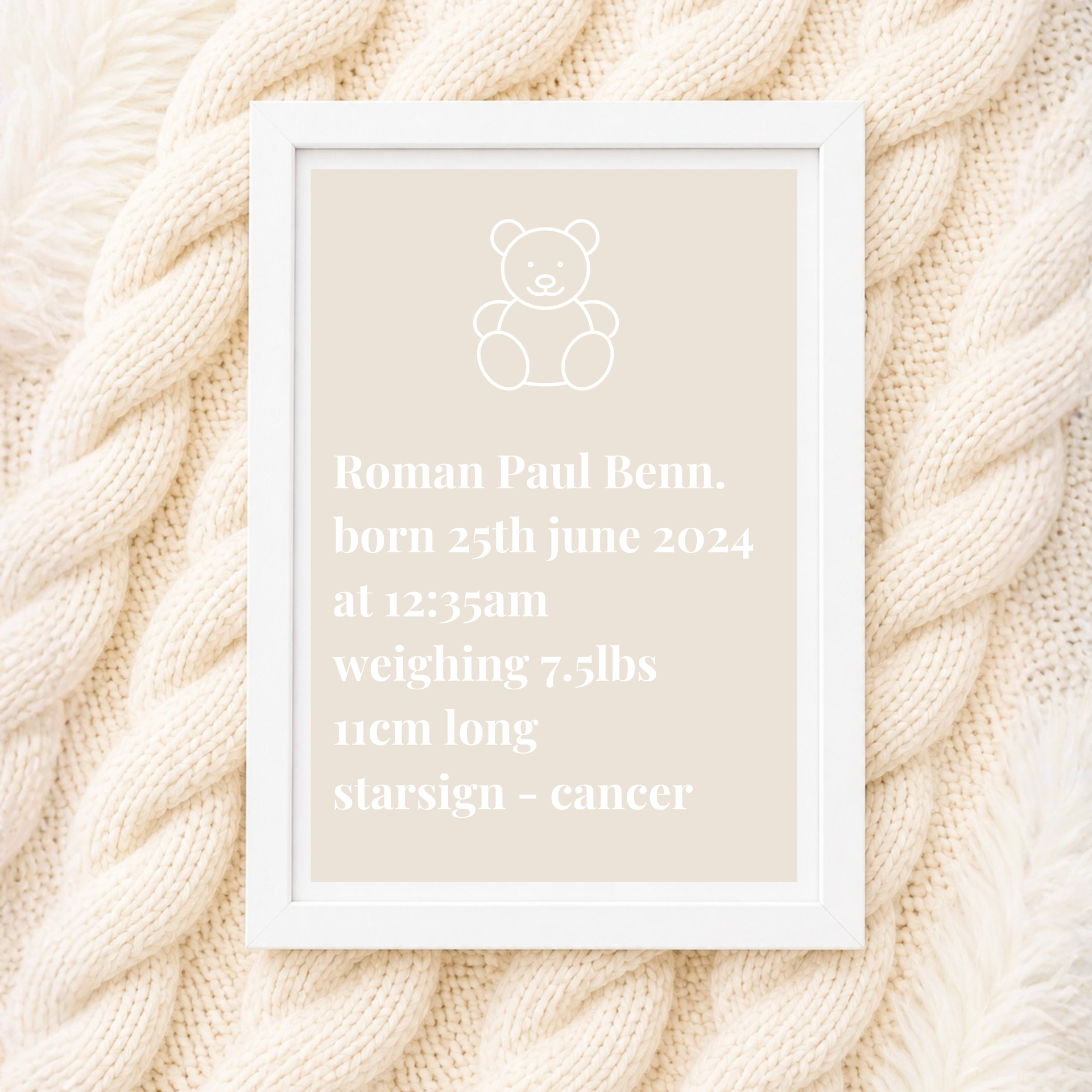 Birth Frame - Simplistic Beige Bear