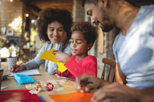 holiday-crafts-family