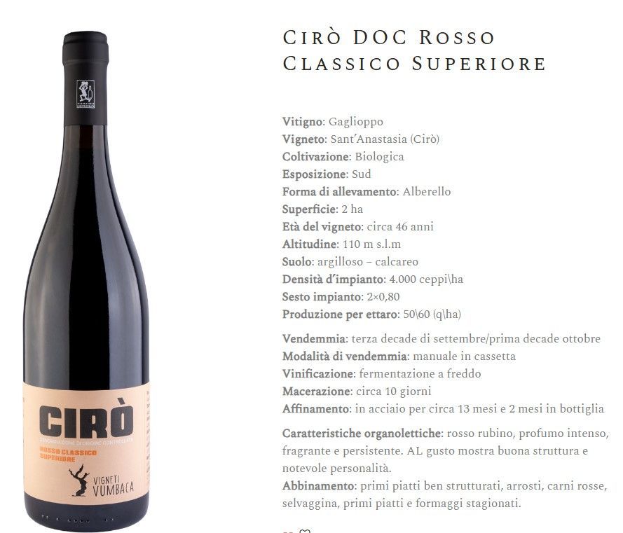 Bottiglia di vino Ciò DOC Rosso Classico Superiore accanto a un’etichetta con testo italiano su sfondo bianco