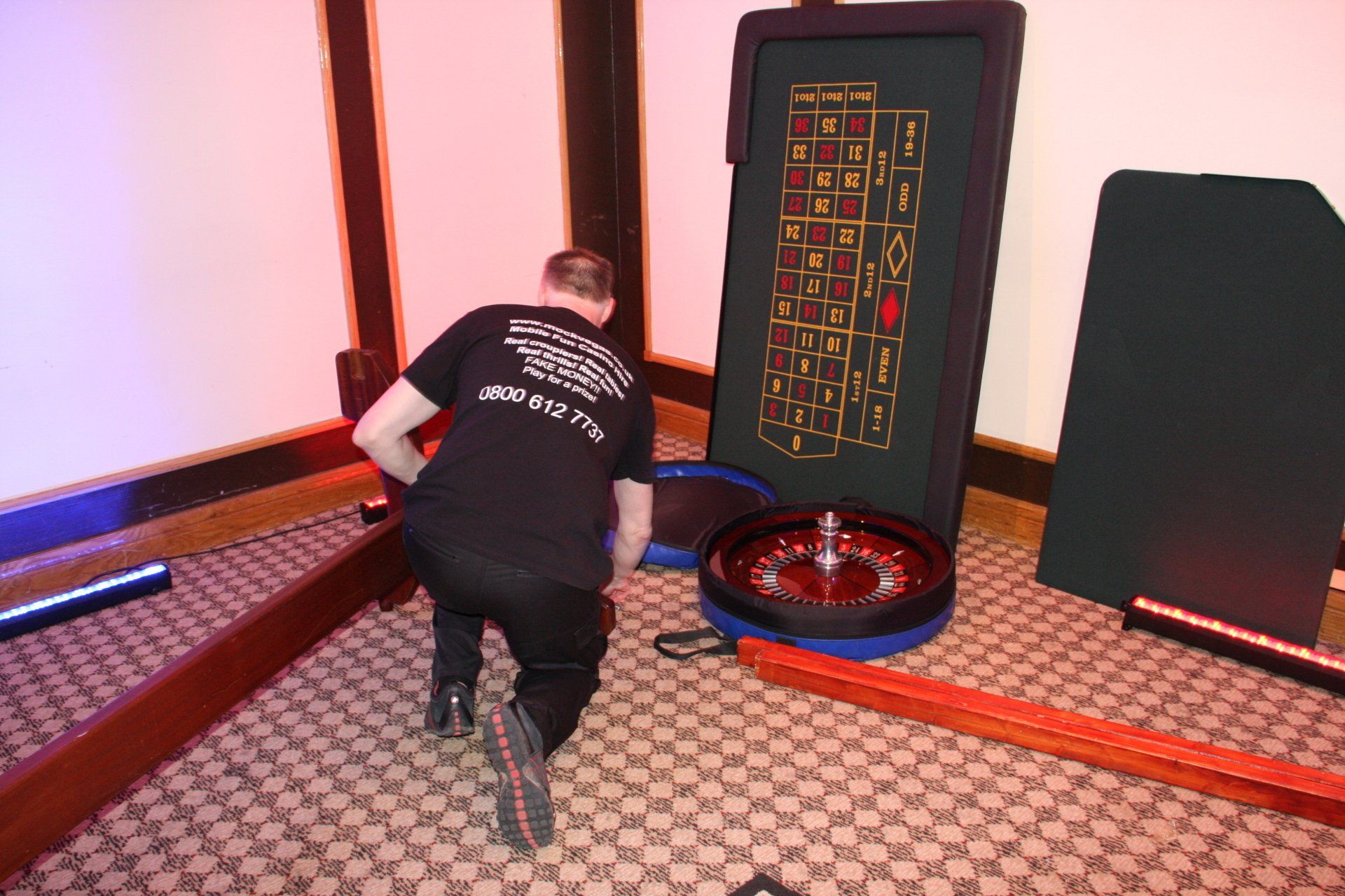 How a fun casino works on the day. Mock Vegas Fun Casino Hire