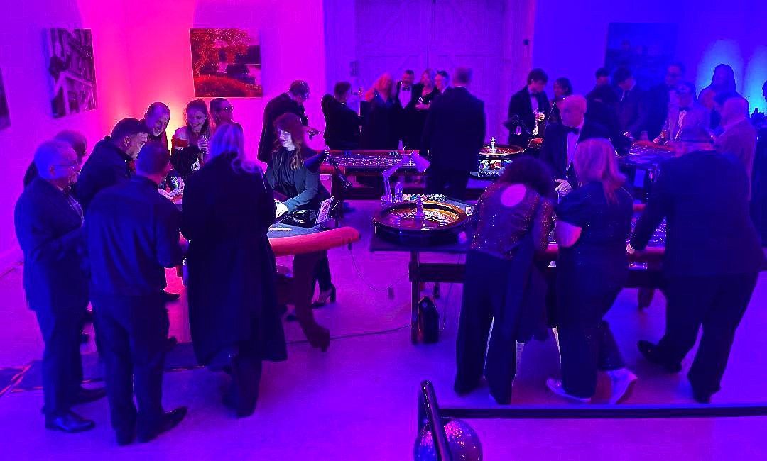 How Much Does It Cost to Rent Casino Tables for a Party? Mock Vegas Fun Casino Hire