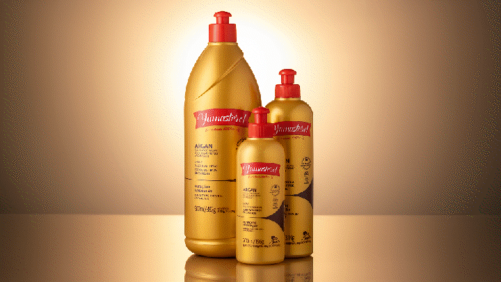 Criação e gerenciamento de mídias sociais para a Yamá.