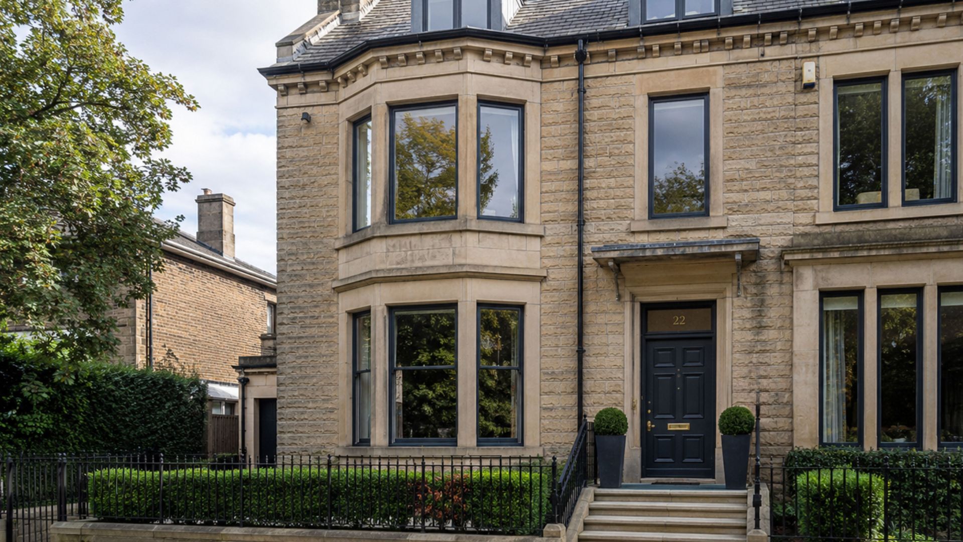 Harrogate's townhouses need windows that match their architecture. Here's a practical style guide to aluminium windows for Harrogate properties. Harrogate's townhouses need windows that match their architecture. Here's a practical style guide to aluminium windows for Harrogate properties.
