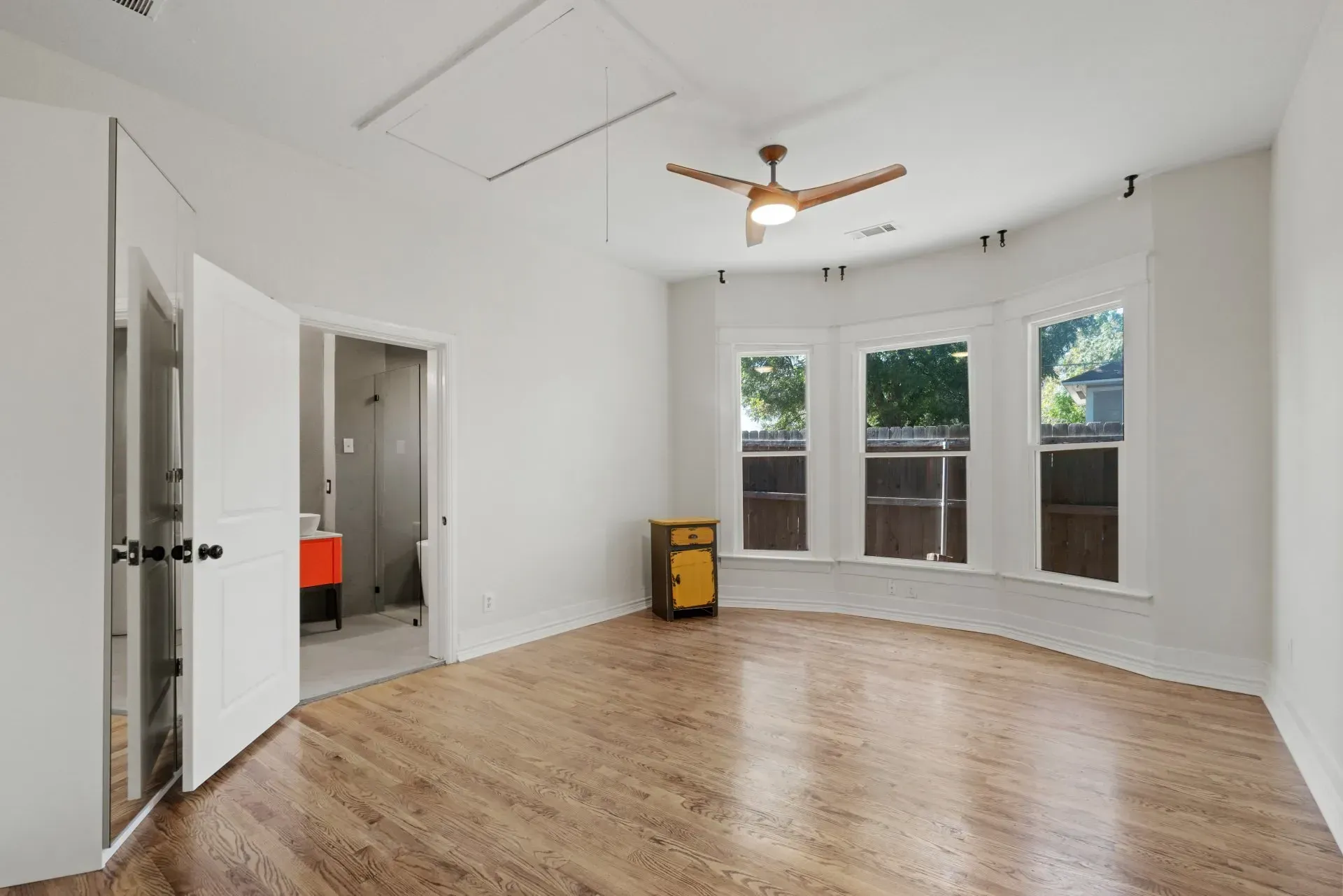 Staging Photos