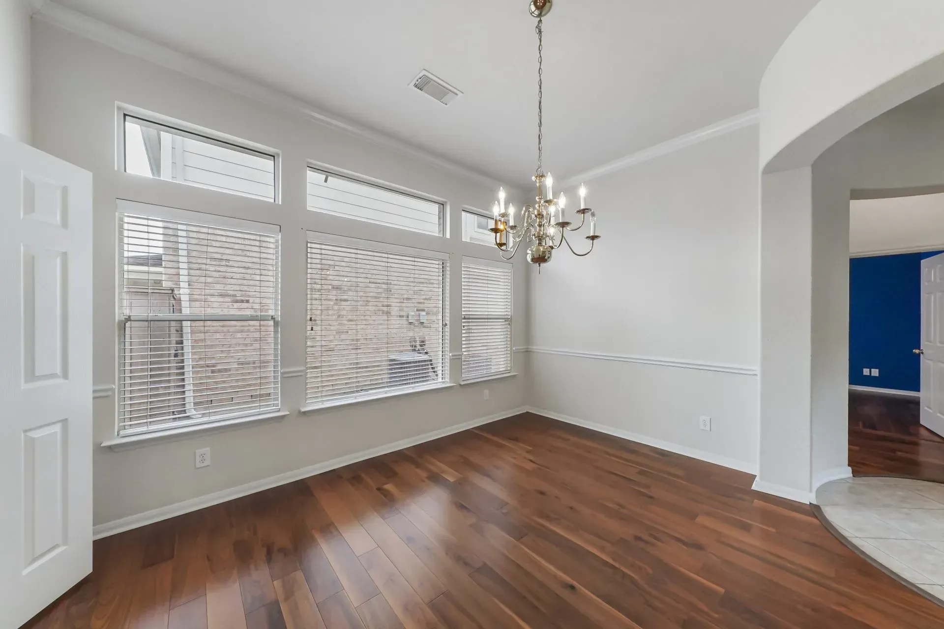 Staging Photos