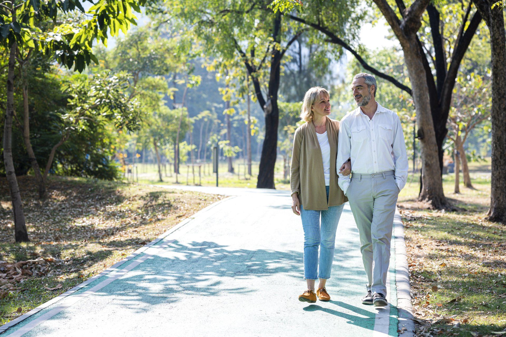 Senior Couple | Moorhead, MN | Lichtsinn Anderson Insurance Inc.