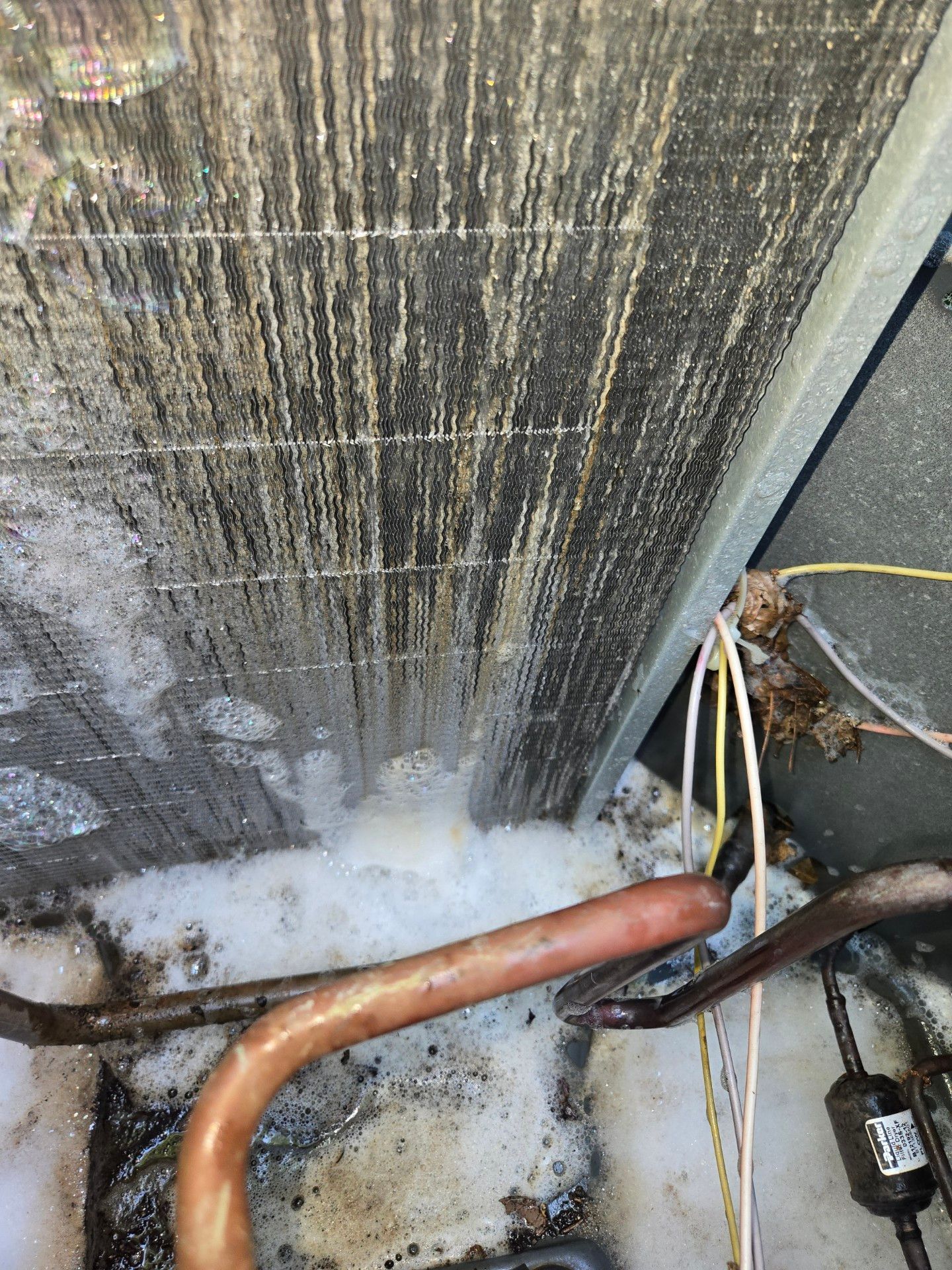 close air conditioning repair repairman on