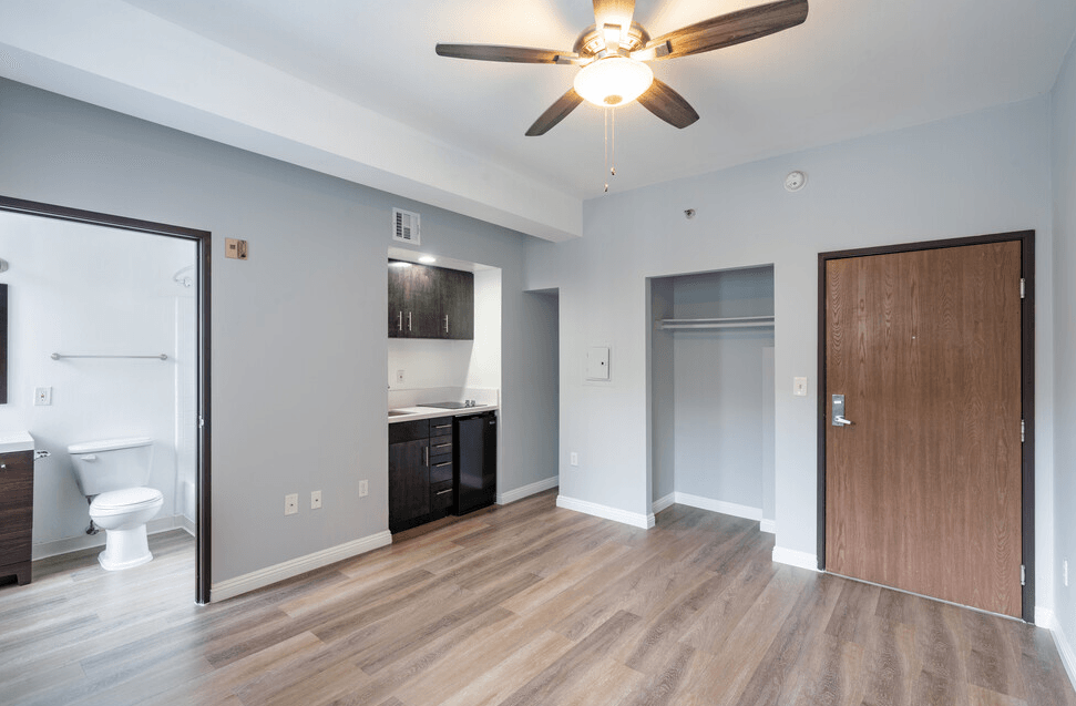Commodore Regency Apartments gallery