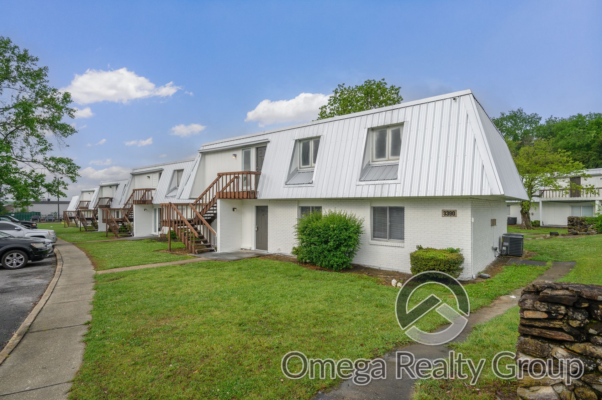 Camelot Apartments
