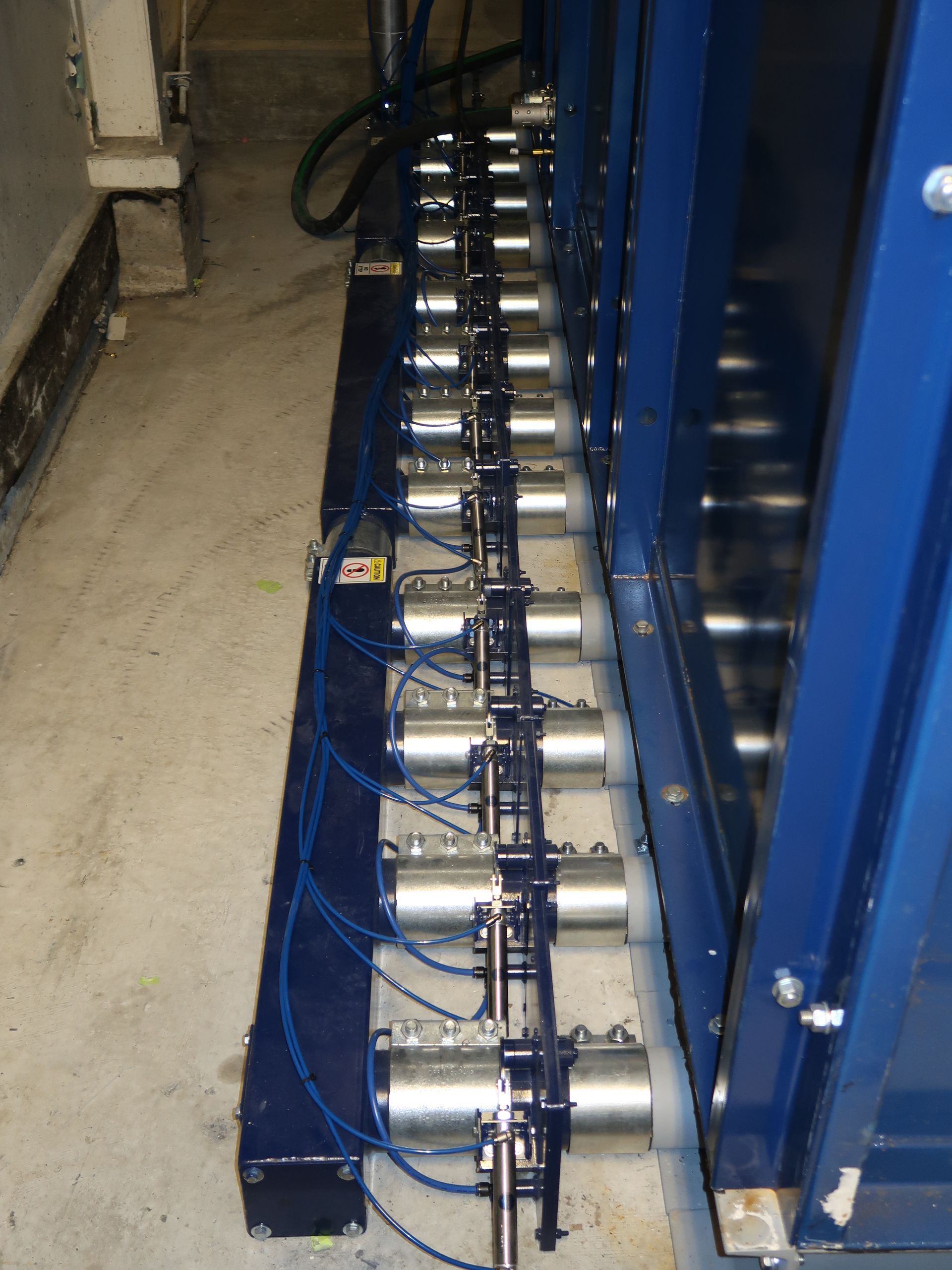 Components of a VES Pneumatic Media Recovery System inside facility