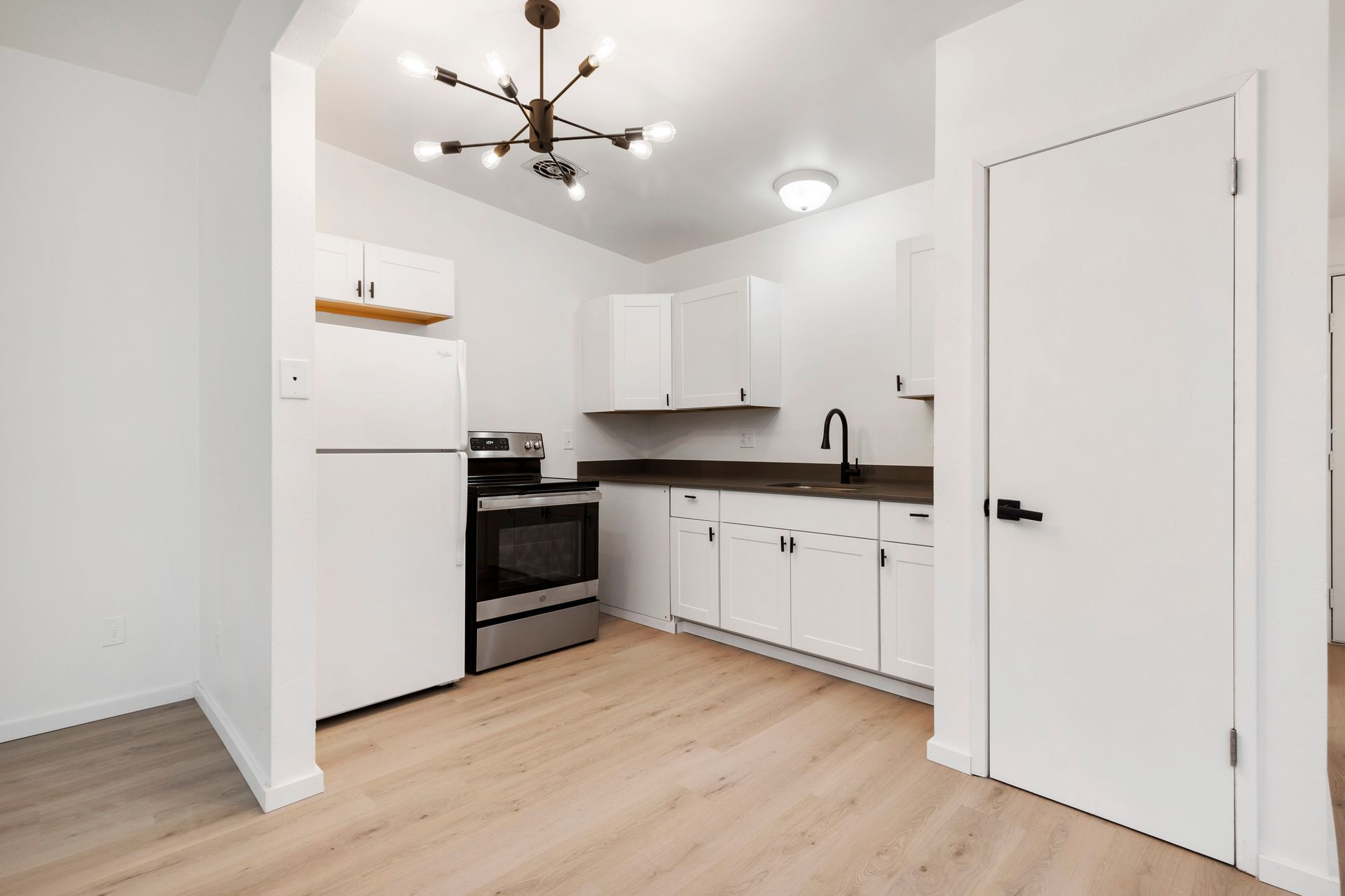 Kent Station - kitchen