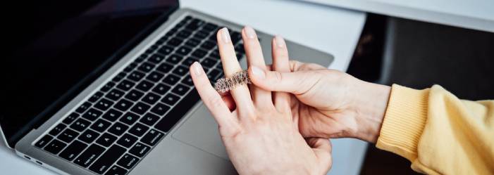 What Causes Finger Joint Pain