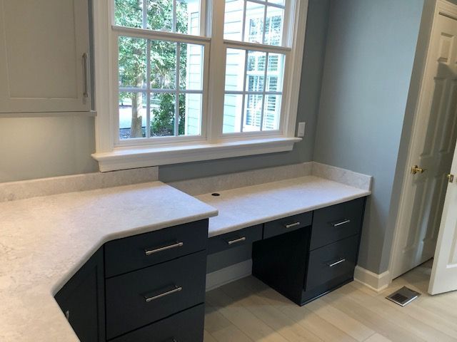 A Kitchen with a Desk and Drawers | Tonao, VA | Don Kendrick