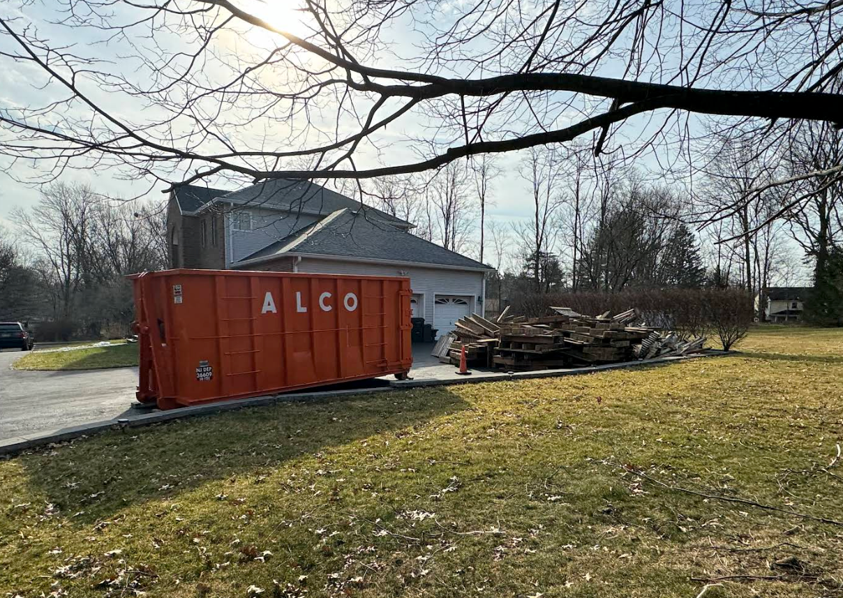 When to Hire a Junk Removal Company Instead of Doing It Yourself