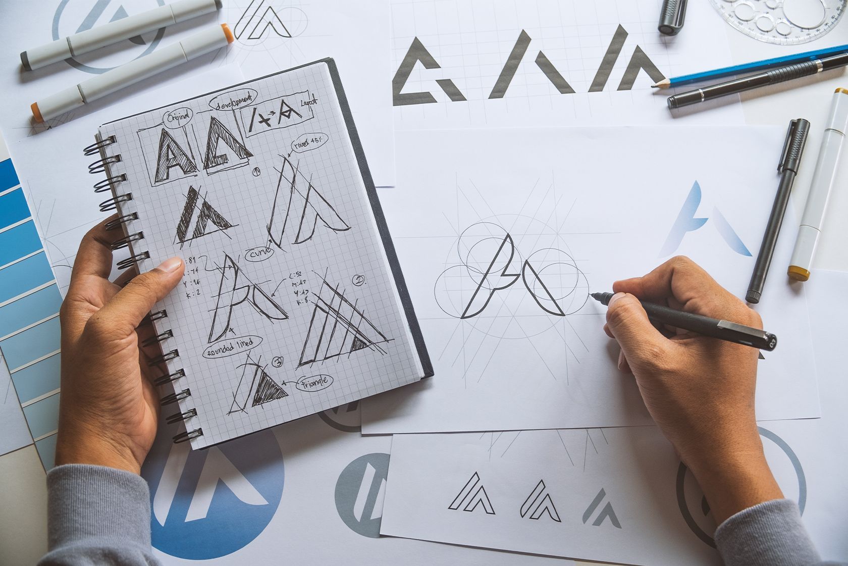 FRAKTAL TALLER CREATIVO - logotipos