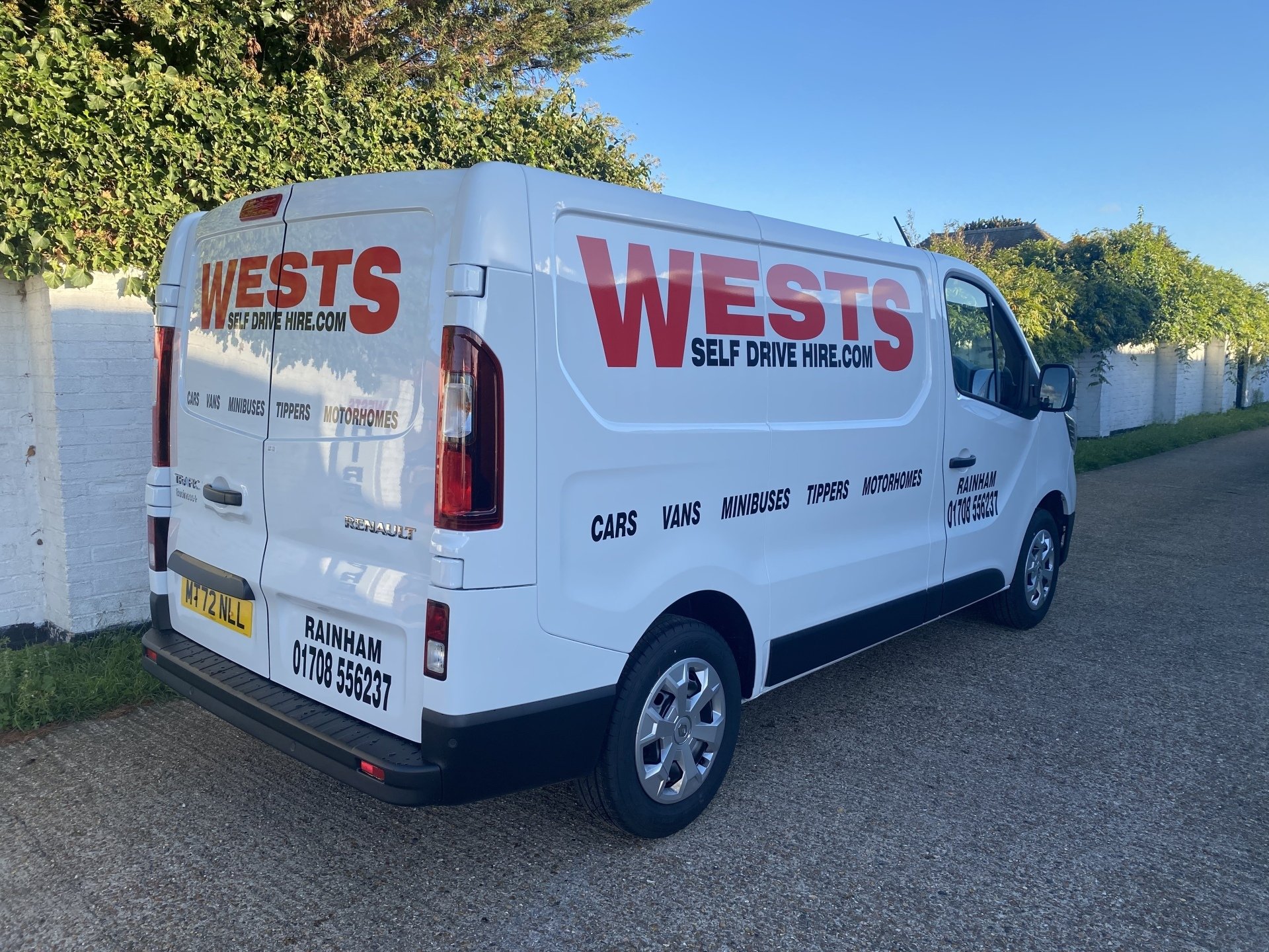 Rent a Renault Traffic Van In Essex From Wests Self Drive Hire