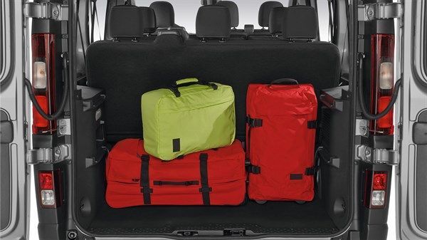 8-9 seat minibus hire , luxury minibus hire, minibus hire, self drive minibus hire, rent a minibus, minibus rental, rent a 9 seater, uk minibus hire, European minibus hire, rent a mini- bus to take aborad, renault trafic sport and red addition
