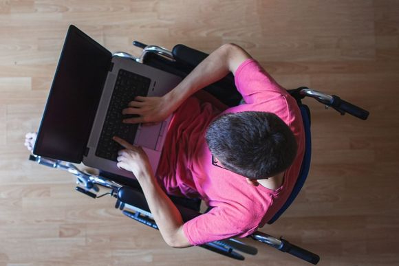 vendita ausili e dispositivi ortopedici