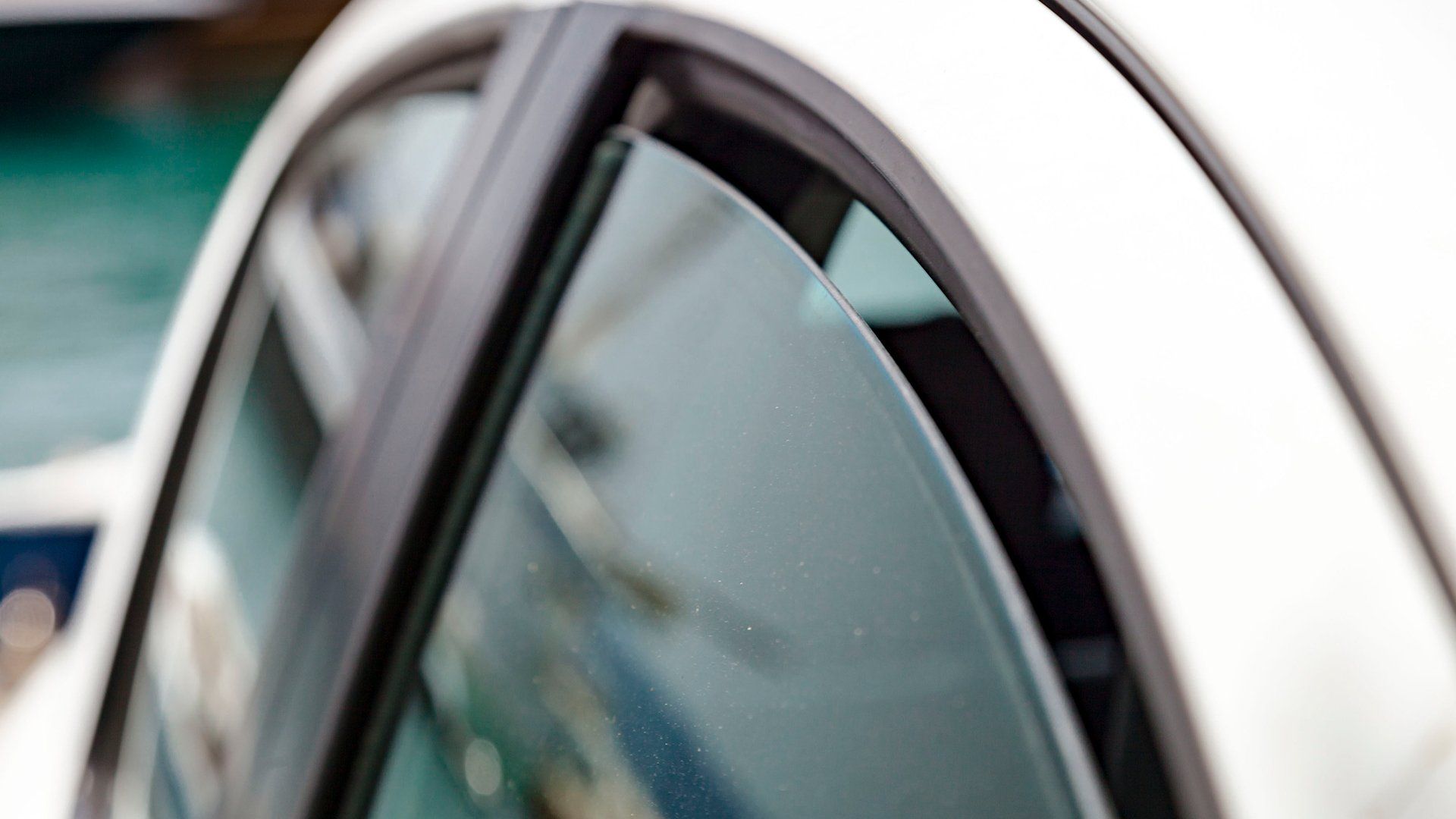 Auto Glass — Atlanta, GA — P & E Mirror and Glass