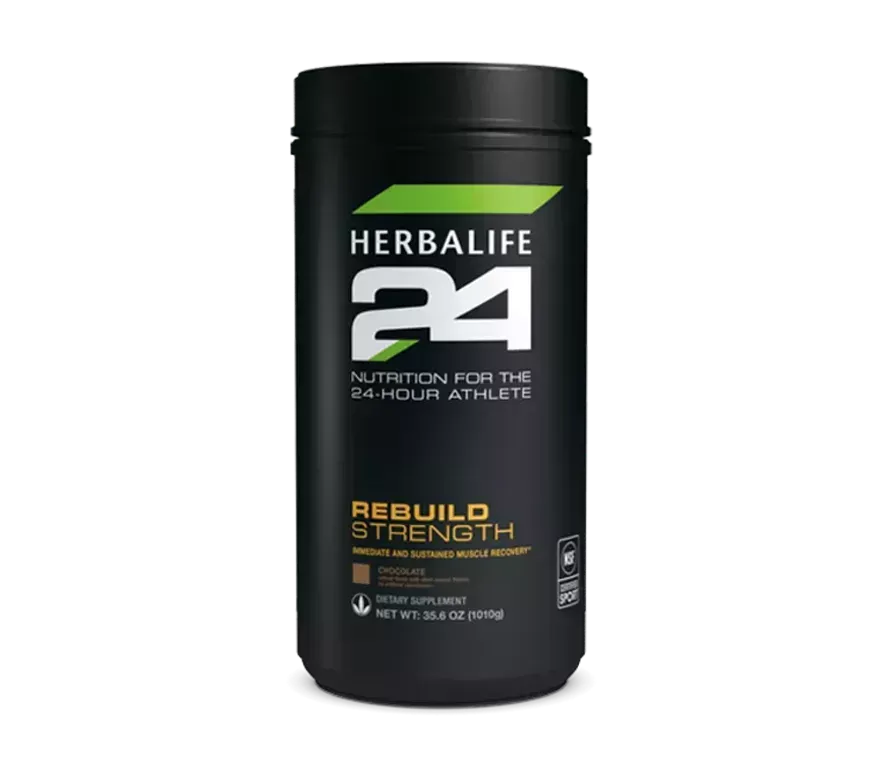 Envase negro del suplemento de proteína en polvo Herbalife24 Rebuild Strength.