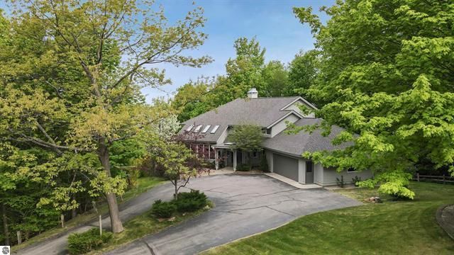 Sundown lane house