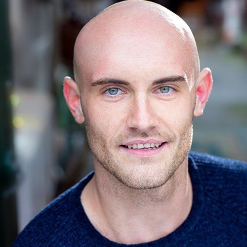 Photo headshot of Christopher Barfoot