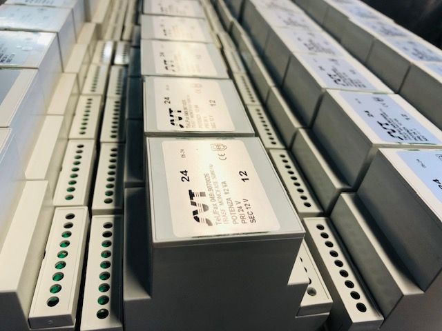 LINEAR POWER SUPPLY