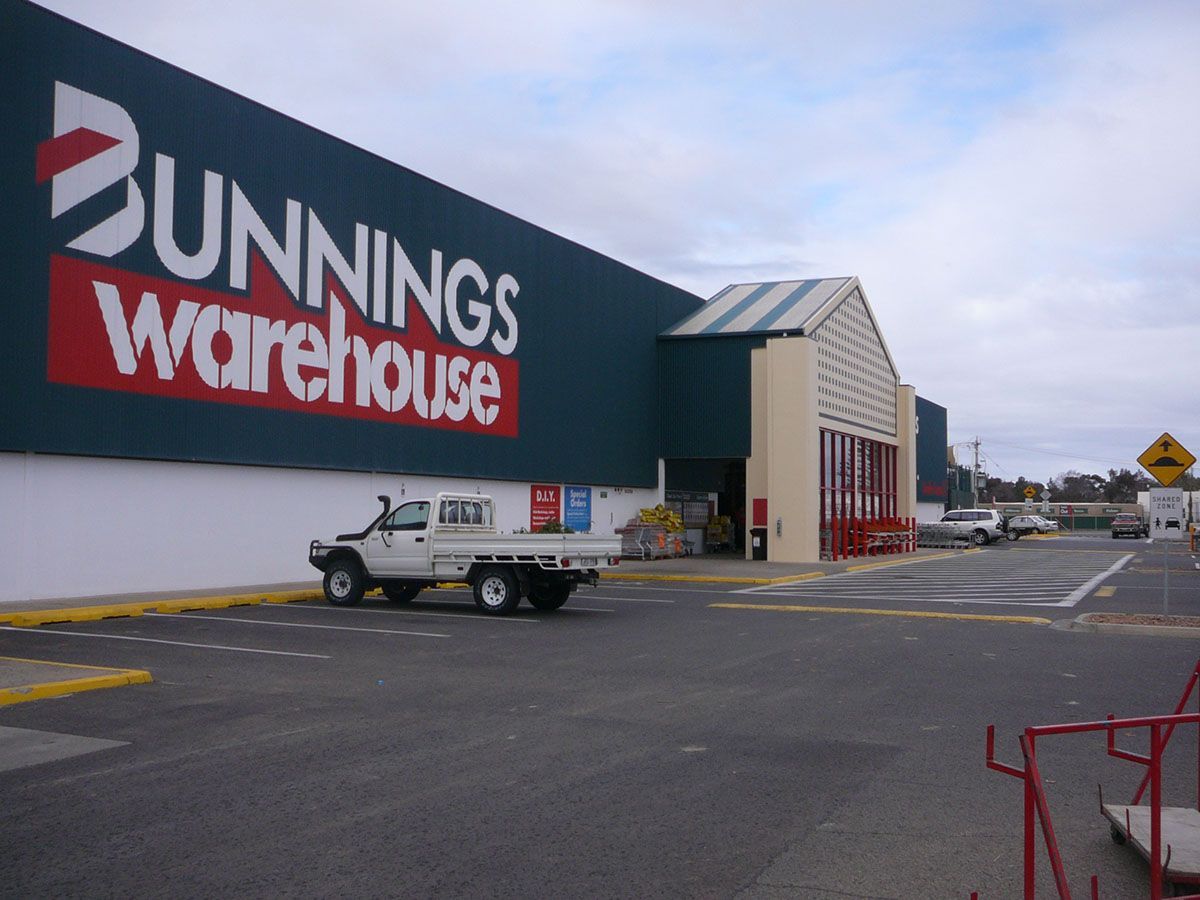 Bunnings Warehouse