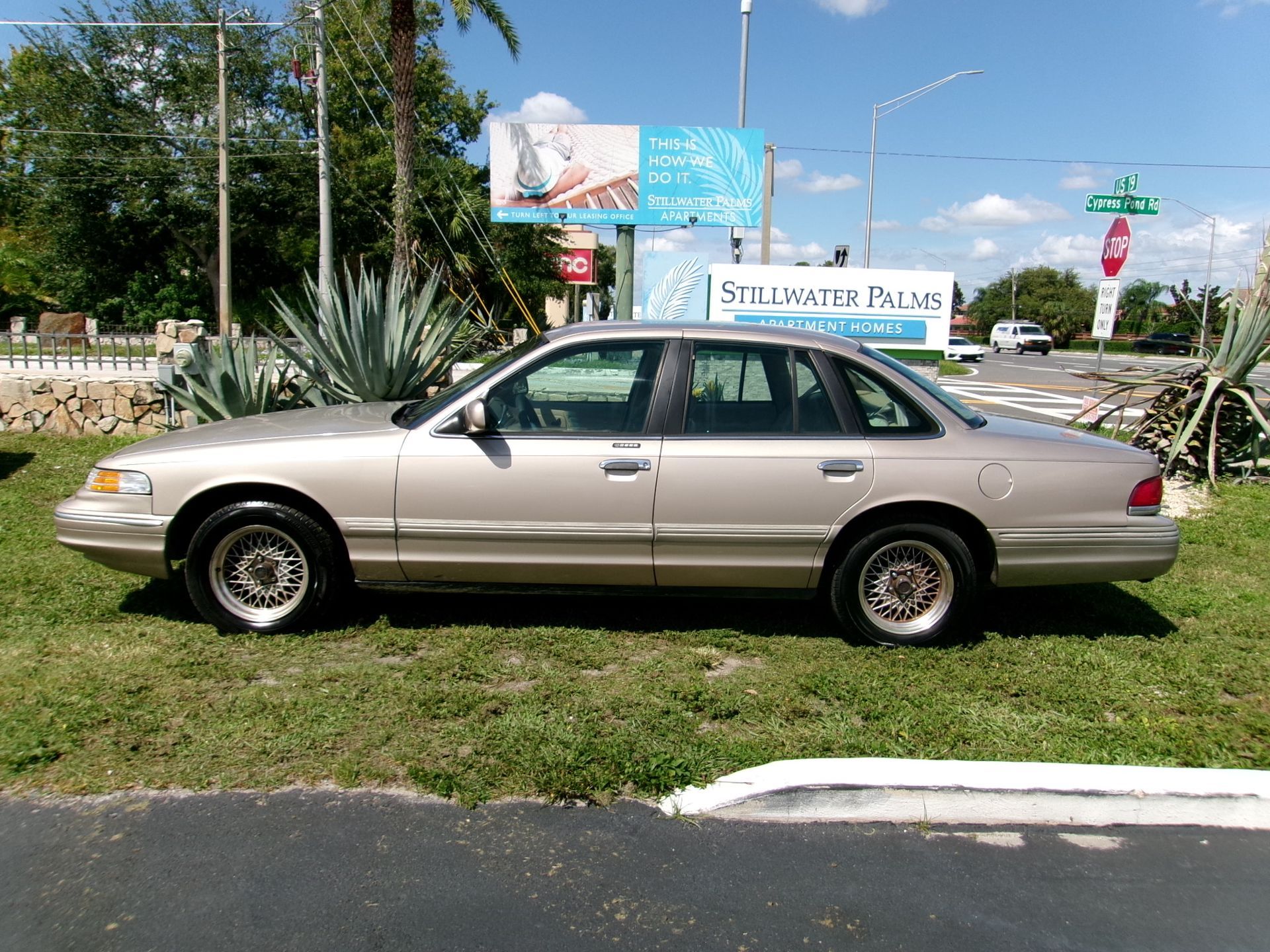 1997 Ford Crown Victoria