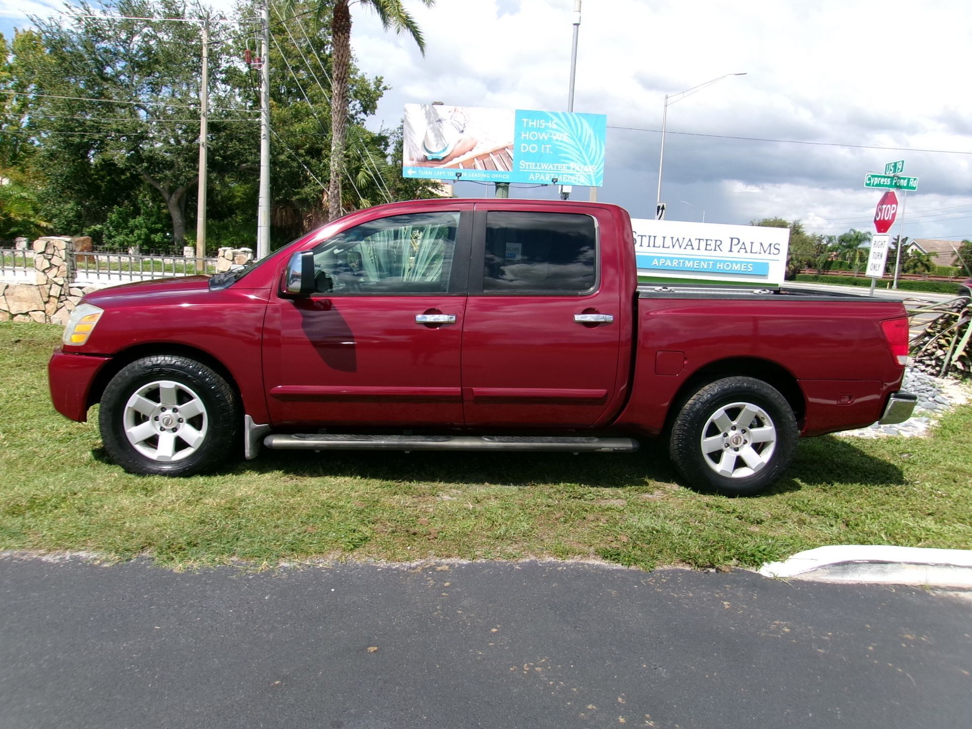 2004 Nissan Titan LE