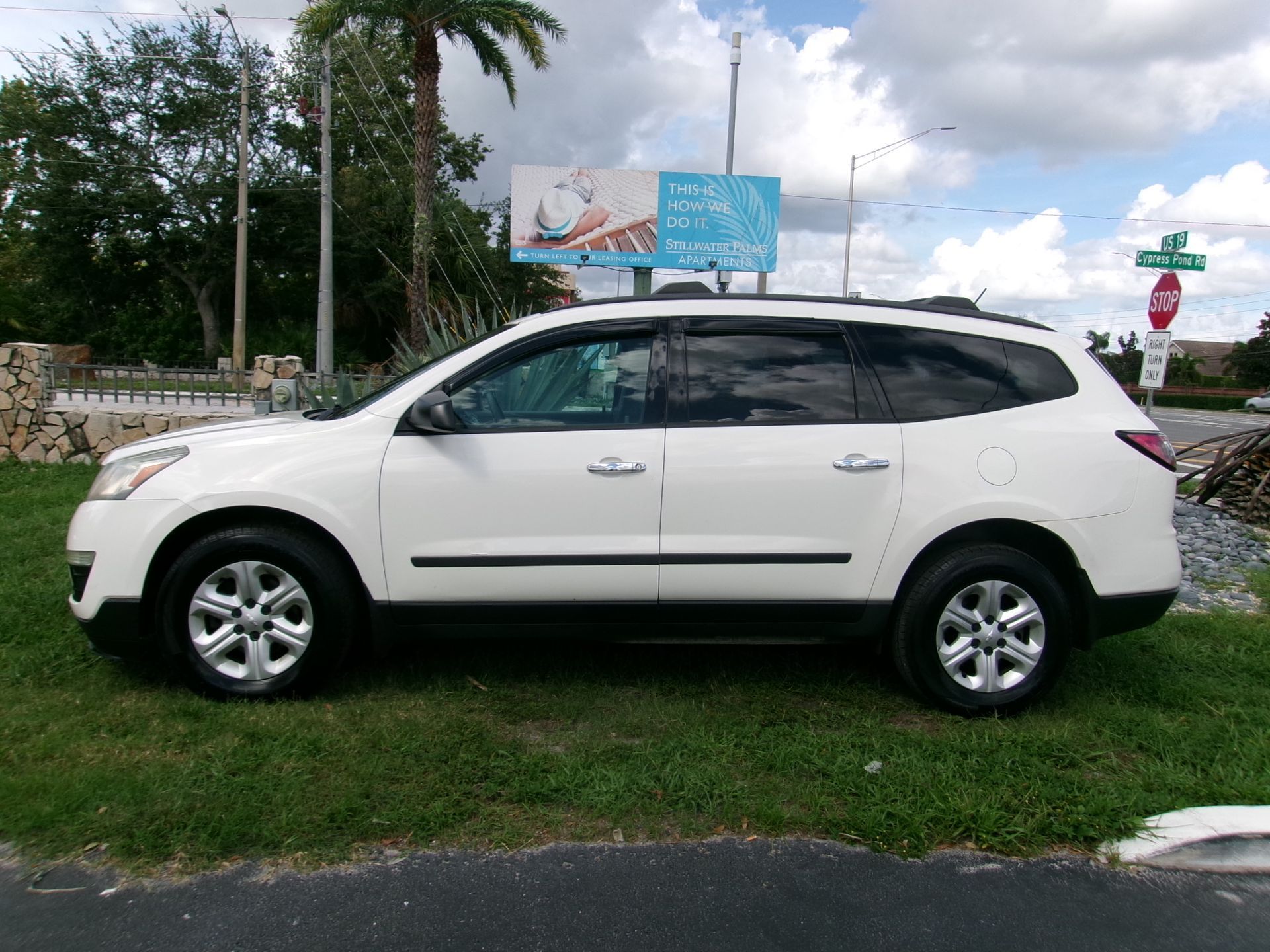 2013 Chevy Traverse LS