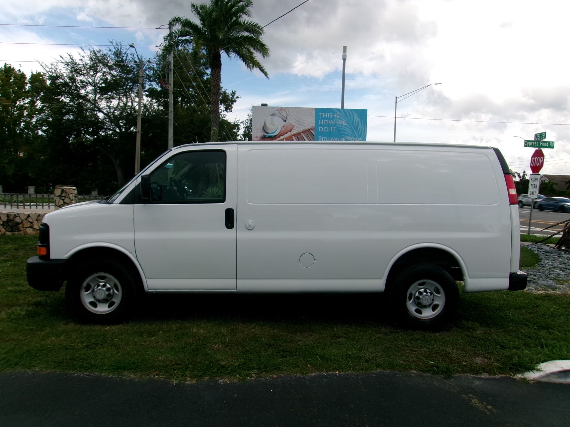 2011 Chevy Express G2500 Cargo