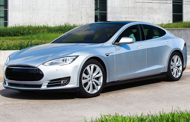 llumar auto window tint