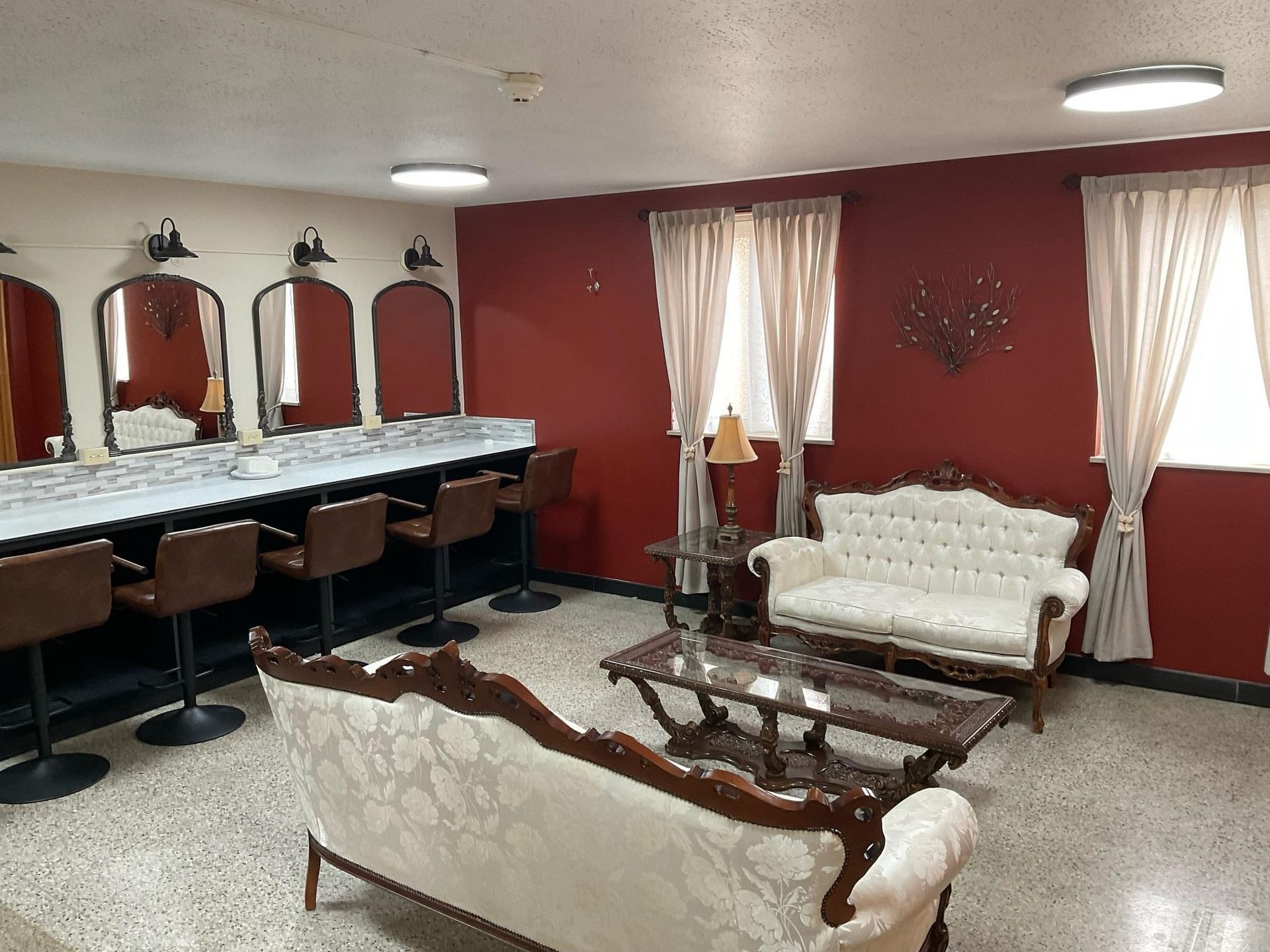 Bridal suite Event venue center for weddings cerimoney and catering all in one rental in Youngstown, Campbell OH