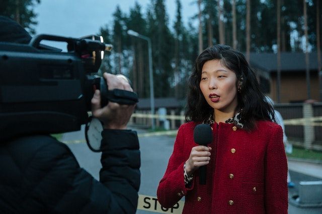 journalist doing an interview