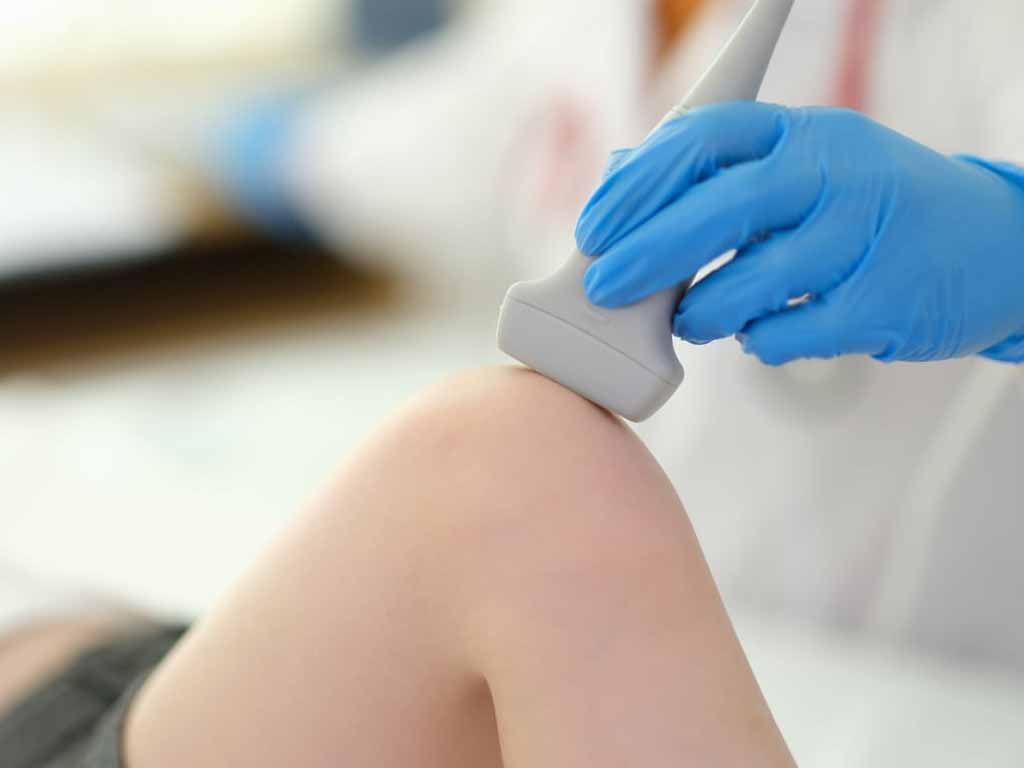 ultrasound scan on knee