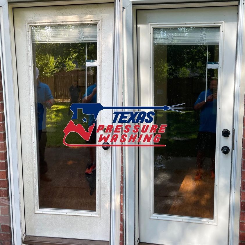 Safe Low Pressure House Wash Soft Washing Service in Houston