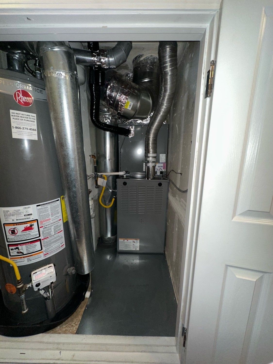 An AC repair in Albuquerque, NM by Air Quality Pros