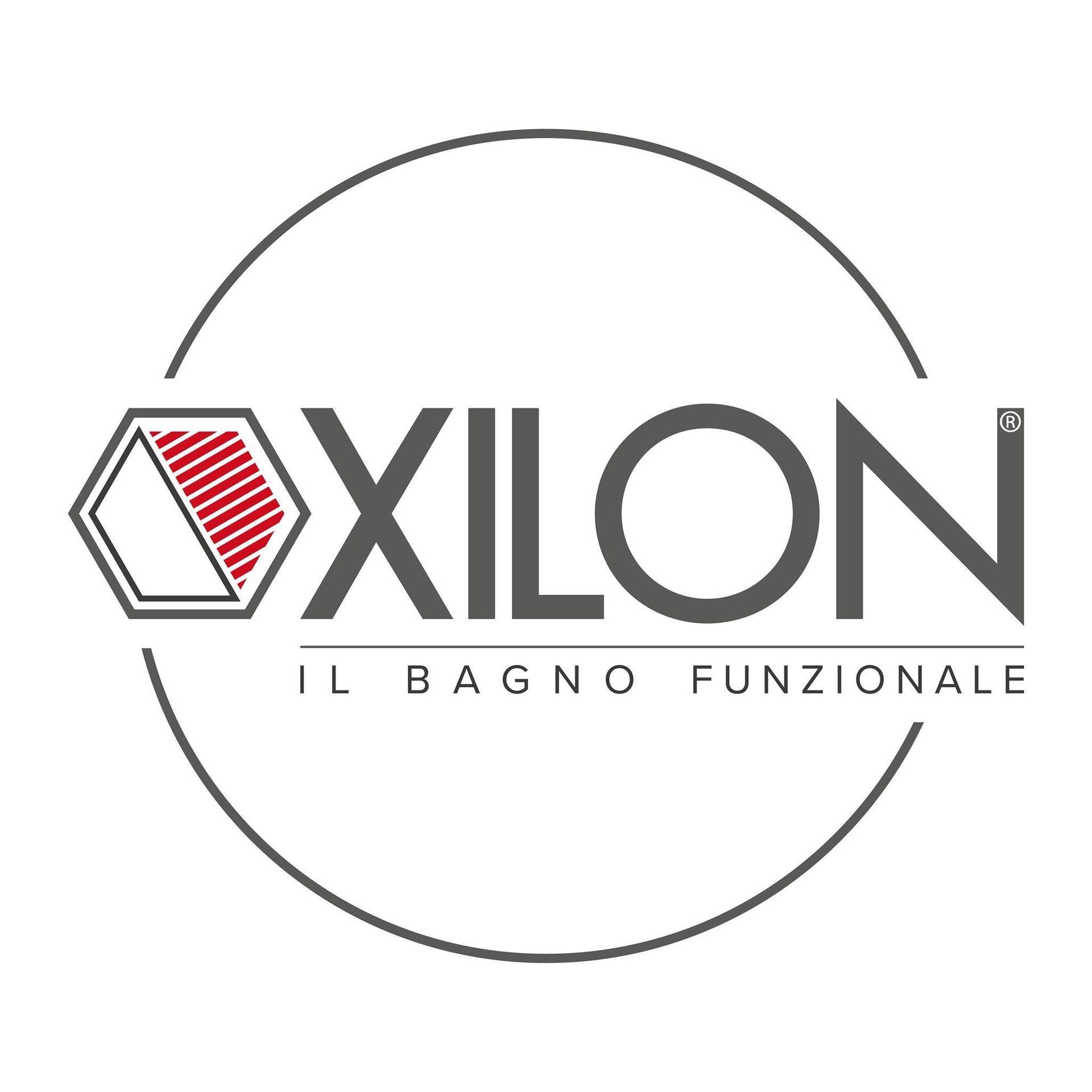 XILON logo in gray and red with a hexagon icon and “IL BAGNO FUNZIONALE” tagline