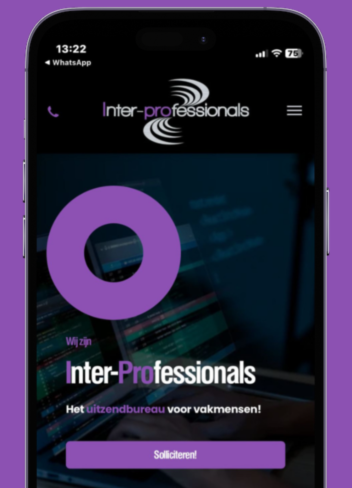 Een telefoon met een paarse cirkel waarop staat inter-professionals